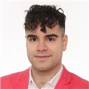 Profesor particular de inglés, titulado por la universidad de Stony Brook. Experiencia con distintos tipos de edad.